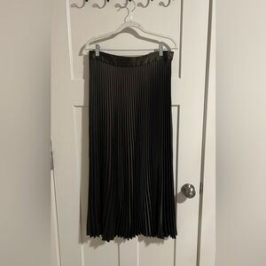 Zara Black Maxi A-Line Pleated Skirt